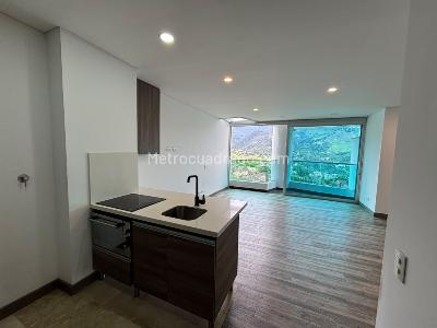 Apartaestudio en venta en Las Lomitas, Sabaneta, 47 m² · foto 3 de 7
