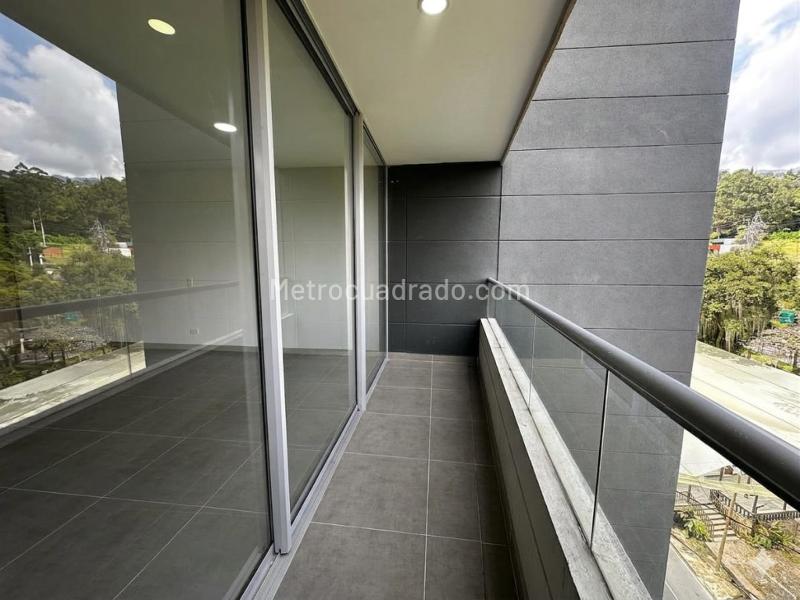2BR Apartment in Loma Del Escobero (96 m²)