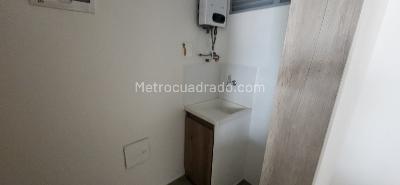 Apartamento de 1 alcoba en arriendo en El Poblado, Medellín, 54 m² · foto 2 de 10