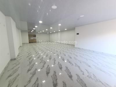 Local Comercial en Arriendo, Cabañas, Bello
