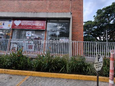 Local Comercial en Arriendo, Bochalema, Cali