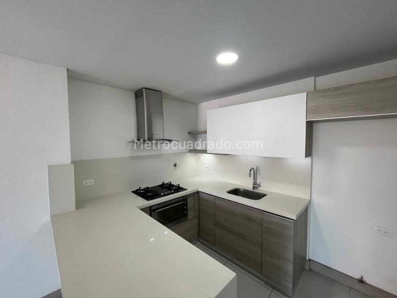 Apartamento en Arriendo, Cumbres, Envigado - Mehr