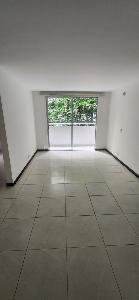 Apartamento de 3 alcobas en arriendo en Villa Carlota, Medellín, 85 m² · foto 3 de 13
