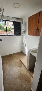 Apartaestudio en arriendo en El Poblado, Medellín, 55 m² · foto 3 de 12