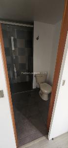 Apartaestudio en arriendo en El Poblado, Medellín, 55 m² · foto 5 de 12