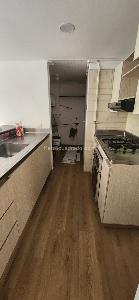 Apartamento en arriendo en El Poblado, Medellín · foto 3 de 14
