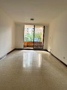Apartaestudio en venta en Laureles, Medellín, 53 m² · foto 4 de 17