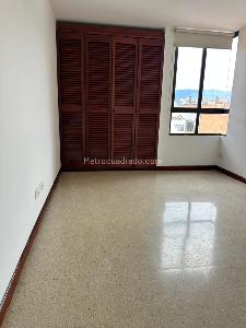 Apartaestudio en venta en Laureles, Medellín, 53 m² · foto 9 de 17
