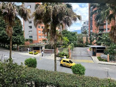 Apartamento de 3 alcobas en venta en Los Balsos, Medellín, 134 m² · foto 16 de 20