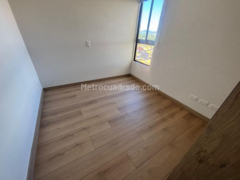 3BR Apartment in San Antonio (77 m²) - 4
