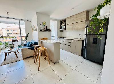 Apartamento de 3 alcobas en venta en Aves Maria, Sabaneta, 75 m² · foto 14 de 20