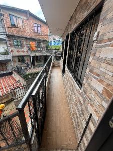 Casa de 3 alcobas en venta en Doce De Octubre, Medellín, 73 m² · foto 8 de 20