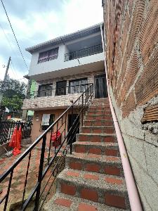 Casa de 3 alcobas en venta en Doce De Octubre, Medellín, 73 m² · foto 11 de 20