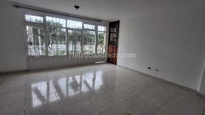 Casa en arriendo en Santa Isabel, Bogotá · foto 3 de 20