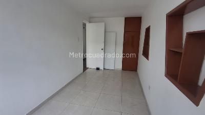 Casa en arriendo en Santa Isabel, Bogotá · foto 6 de 20