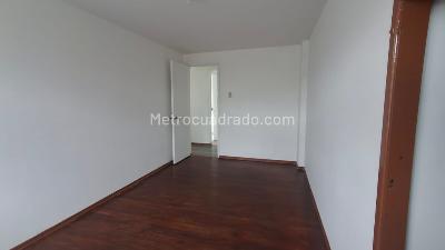 Casa en arriendo en Santa Isabel, Bogotá · foto 9 de 20