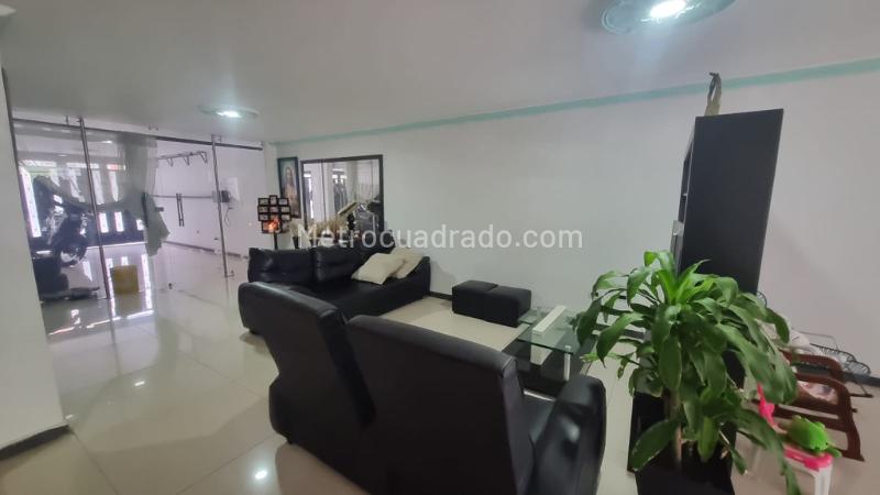 Casa en Arriendo, Laureles, Medellín - Widok 2