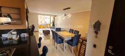 Apartamento de 2 alcobas en arriendo en Laureles, Medellín, 110 m² · foto 8 de 9