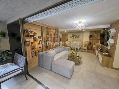 Apartamento de 3 alcobas en venta en Belen Loma De Los Bernal, Medellín, 139 m² · foto 3 de 20