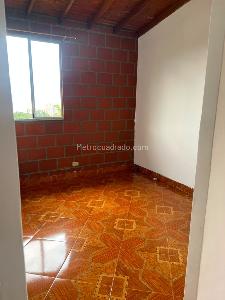 Apartamento en venta en San Antonio De Prado, Medellín · foto 5 de 13
