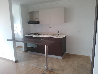 Apartamento de 3 alcobas en venta en Cabañas, Bello, 65 m² · foto 9 de 20