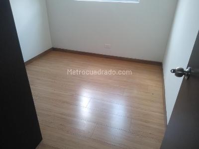 Apartamento de 3 alcobas en venta en Cabañas, Bello, 65 m² · foto 10 de 20