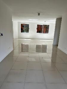 Apartamento en venta en El Poblado, Medellín · foto 3 de 20