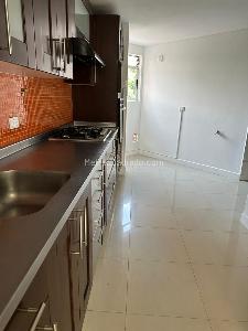 Apartamento en venta en El Poblado, Medellín · foto 5 de 20