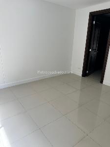 Apartamento en venta en El Poblado, Medellín · foto 10 de 20