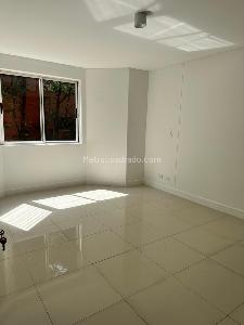 Apartamento en venta en El Poblado, Medellín · foto 14 de 20
