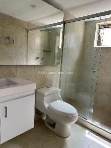 Apartamento en venta en El Poblado, Medellín · foto 15 de 20