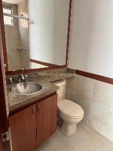 Apartamento de 3 alcobas en venta en El Poblado, Medellín, 89 m² · foto 15 de 17