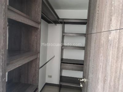 Apartamento de 3 alcobas en venta en Holanda, Sabaneta, 165 m² · foto 12 de 20