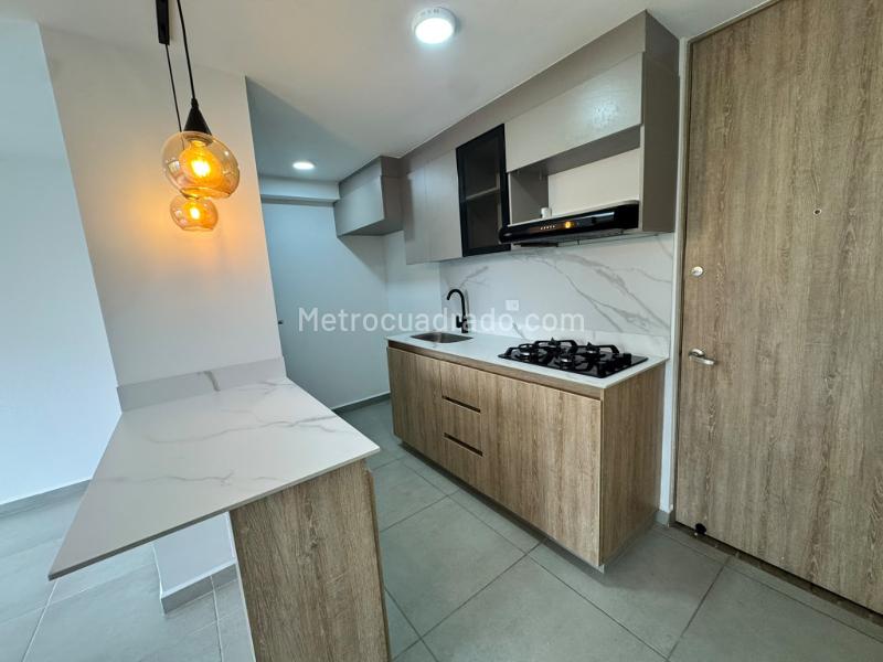Apartamento en Arriendo, San Antonio, Rionegro - 2