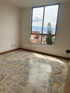 Apartamento de 3 alcobas en venta en La Almeria, Medellín, 83 m² · foto 16 de 20