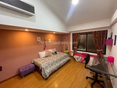 Casa de 4 alcobas en venta en Cumbres, Envigado, 238 m² · foto 6 de 19