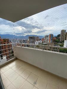 Apartamento de 2 alcobas en venta en El Poblado, Medellín, 68 m² · foto 3 de 20