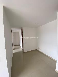 Apartamento de 2 alcobas en venta en El Poblado, Medellín, 68 m² · foto 7 de 20