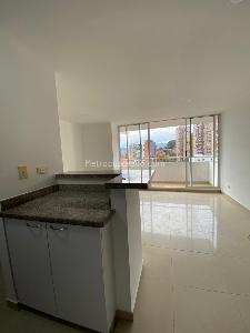 Apartamento de 2 alcobas en venta en El Poblado, Medellín, 68 m² · foto 8 de 20