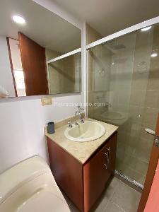Apartamento de 2 alcobas en venta en El Poblado, Medellín, 68 m² · foto 19 de 20