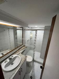 Apartamento de 3 alcobas en venta en Laureles, Medellín, 157 m² · foto 18 de 20