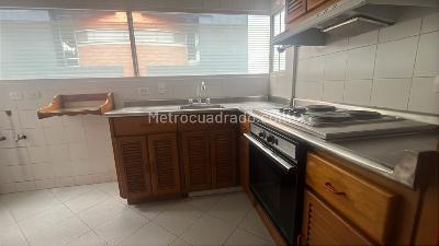 Apartamento de 2 alcobas en arriendo en Chico Norte, Bogotá, 72 m² · foto 5 de 20