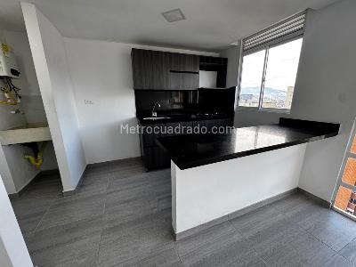 Apartamento de 3 alcobas en arriendo en Maria Auxiliadora, Sabaneta, 60 m² · foto 3 de 10