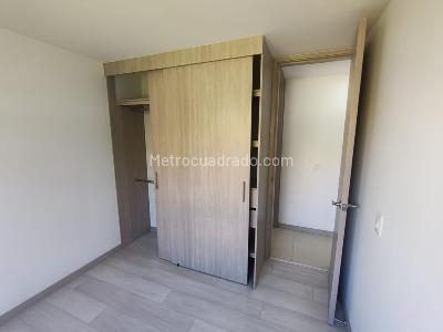 Apartamento de 3 alcobas en arriendo en Las Lomitas, Sabaneta, 70 m² · foto 8 de 16