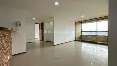 Apartamento de 2 alcobas en arriendo en Aves Maria, Sabaneta, 86 m² · foto 2 de 16