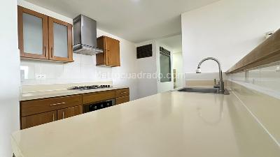 Apartamento de 2 alcobas en arriendo en Aves Maria, Sabaneta, 86 m² · foto 5 de 16