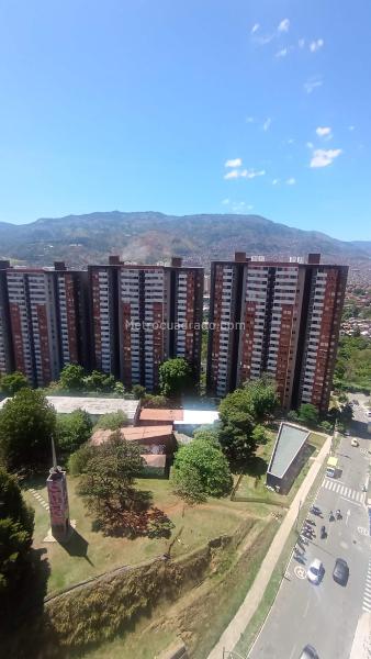 Piso – Bello - Vista 3