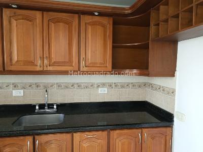 Apartamento de 4 alcobas en venta en Altos De Mayorca, Sabaneta, 72 m² · foto 3 de 20