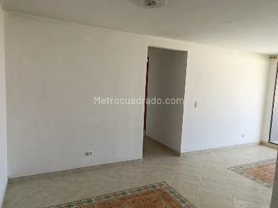 Apartamento de 4 alcobas en venta en Altos De Mayorca, Sabaneta, 72 m² · foto 4 de 20