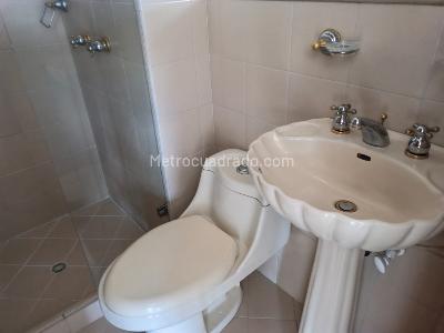 Apartamento de 4 alcobas en venta en Altos De Mayorca, Sabaneta, 72 m² · foto 10 de 20